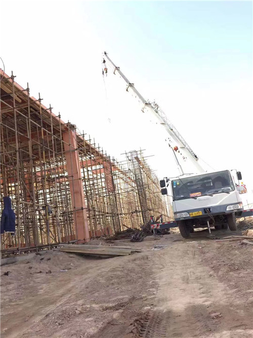 淮阴区25 吨、50 吨吊车怎么选？多大重量 / 半径适合对应车型？